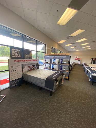 Mattress Firm Clearance Center North Highway 67